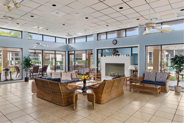 2217 SW 15 Street 240, Deerfield Beach, FL 33442