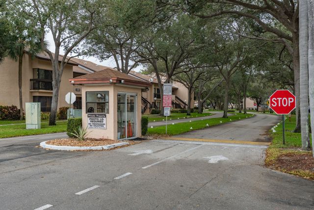 2217 SW 15 Street 240, Deerfield Beach, FL 33442