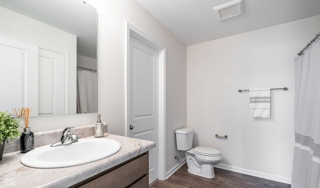 10803 Penwell Way, Indianapolis, IN 46235