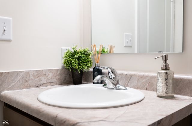 10803 Penwell Way, Indianapolis, IN 46235