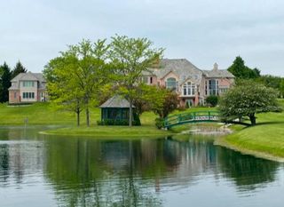 N84W36411 Riverwood LANE, Oconomowoc, WI 53066