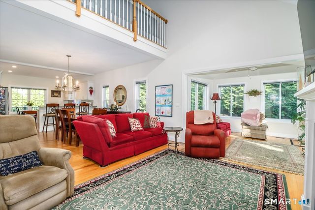 215 Meadow Brook Road 215, Oxford, CT 06478