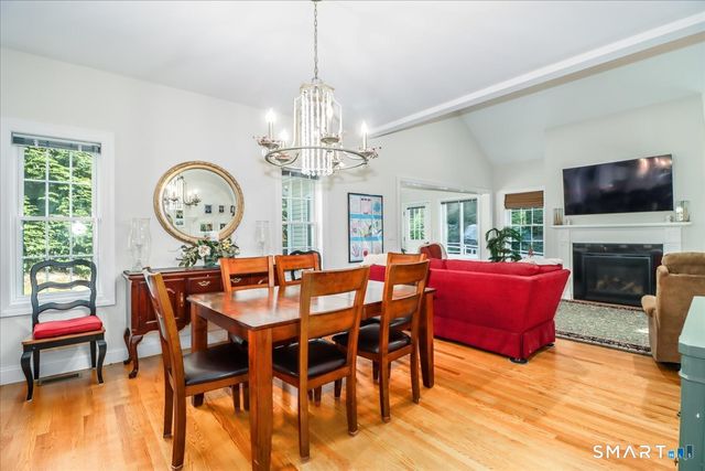 215 Meadow Brook Road 215, Oxford, CT 06478