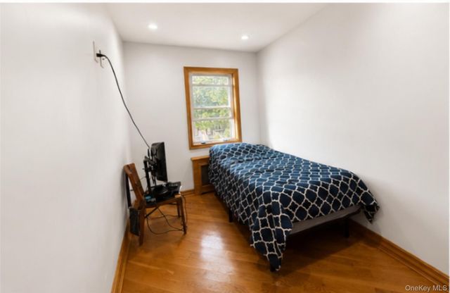 15043 77th Road, Flushing, NY 11367