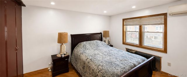 15043 77th Road, Flushing, NY 11367