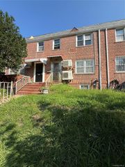 15043 77th Road, Flushing, NY 11367