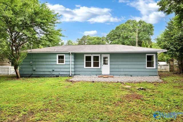 2010 SE 13th Street, Decatur, AL 35601