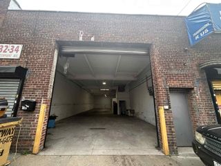 3234 Greenpoint Avenue, Long Island City, NY 11101