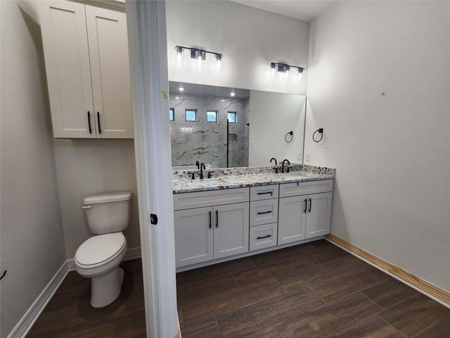 801 Golden Eagle CV, Salado, TX 76571