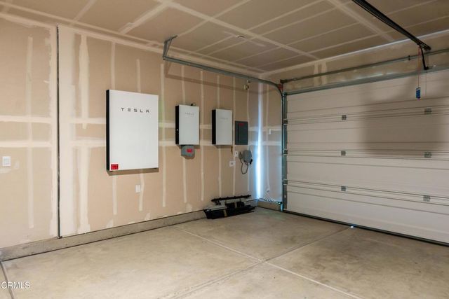 7808 Martian River Street, Bakersfield, CA 93311