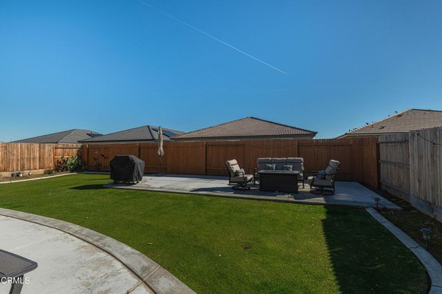 7808 Martian River Street, Bakersfield, CA 93311