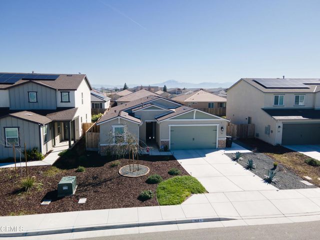 7808 Martian River Street, Bakersfield, CA 93311