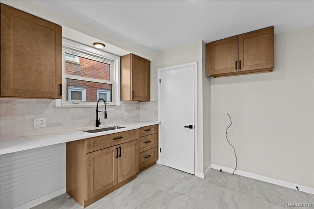 19750 Prest Street, Detroit, MI 48235