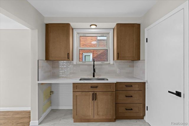 19750 Prest Street, Detroit, MI 48235