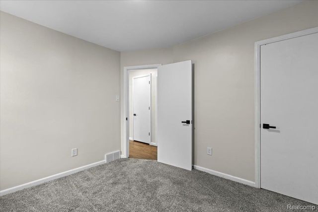 19750 Prest Street, Detroit, MI 48235