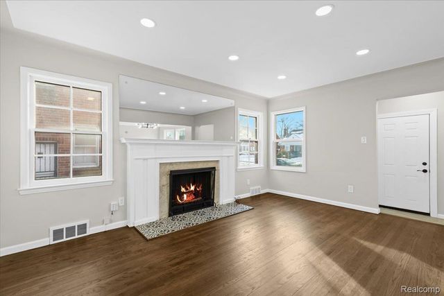 19750 Prest Street, Detroit, MI 48235