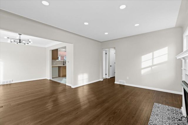 19750 Prest Street, Detroit, MI 48235