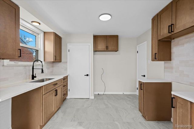 19750 Prest Street, Detroit, MI 48235