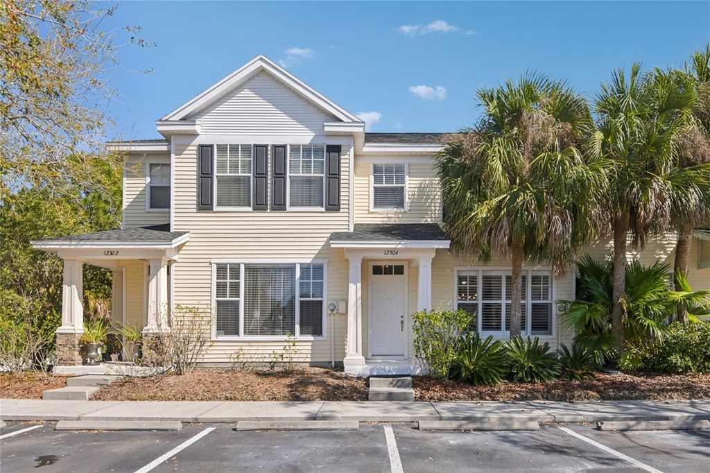 Image 1 of property listing at 12304 COUNTRY WHITE CIRCLE, Tampa, FL 33635
