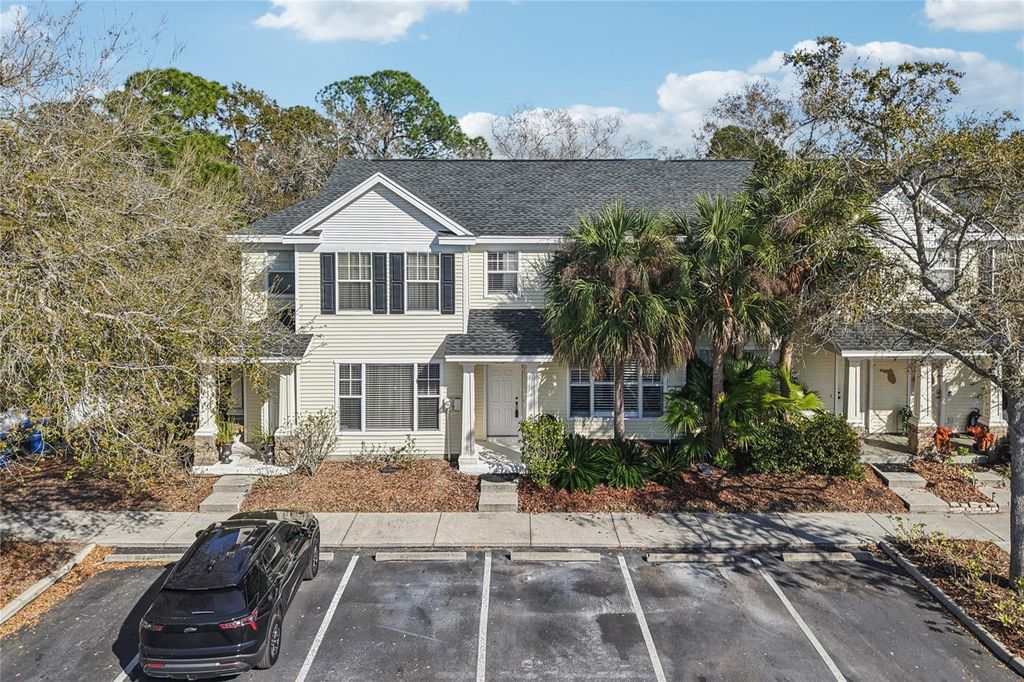 Image 30 of property listing at 12304 COUNTRY WHITE CIRCLE, Tampa, FL 33635