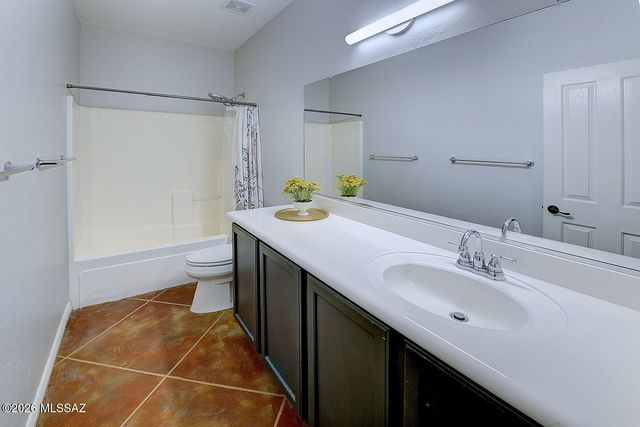 8271 N Rocky Brook Drive, Tucson, AZ 85743