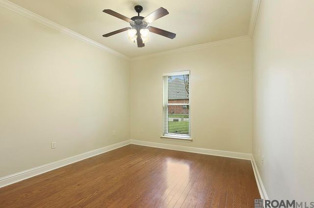 4928 Lura Ln, Baton Rouge, LA 70809