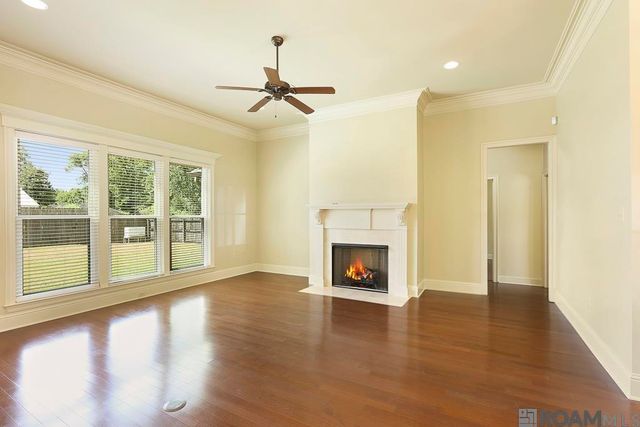 4928 Lura Ln, Baton Rouge, LA 70809
