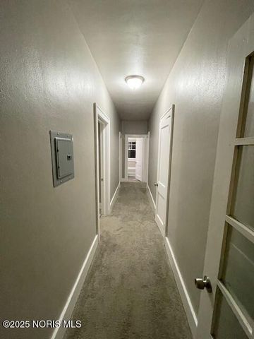 2817 Collingwood Boulevard, Toledo, OH 43610