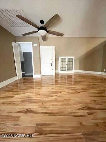 2817 Collingwood Boulevard, Toledo, OH 43610