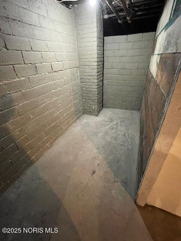 2817 Collingwood Boulevard, Toledo, OH 43610