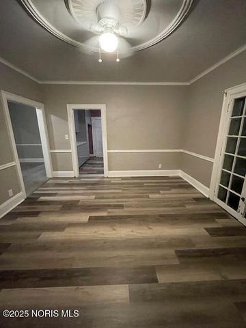 2817 Collingwood Boulevard, Toledo, OH 43610