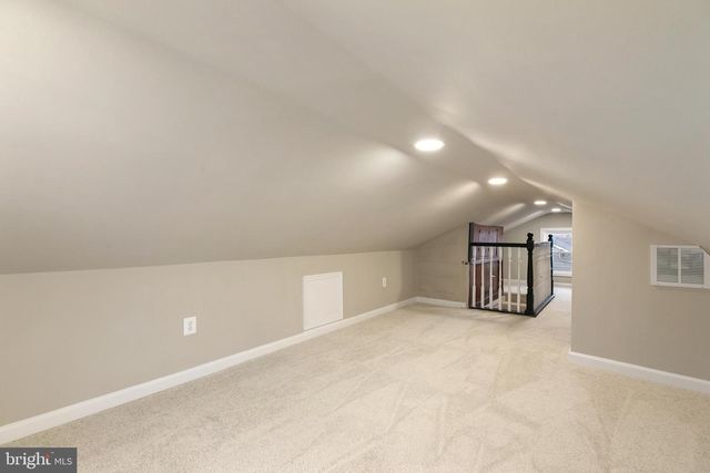 8 CONTROL CT, Middle River, MD 21220