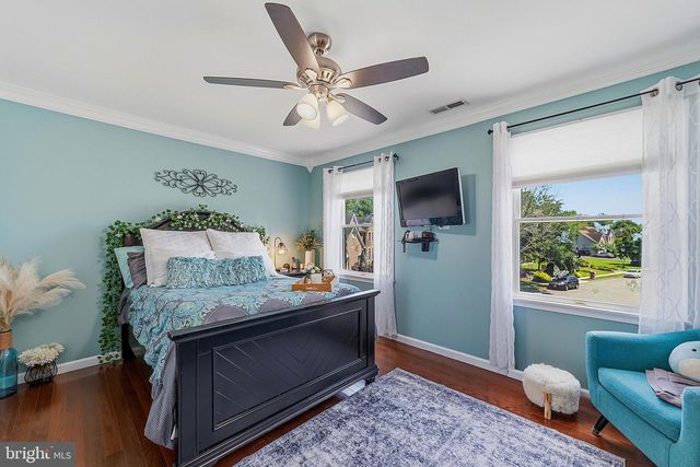 16 KINGS CT, Monroe Township, NJ 08831