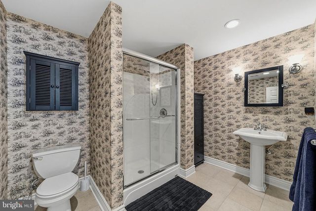 16 KINGS CT, Monroe Township, NJ 08831
