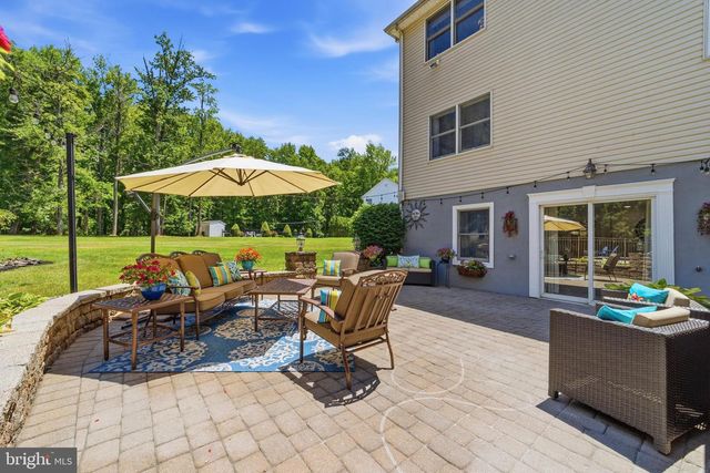 16 KINGS CT, Monroe Township, NJ 08831