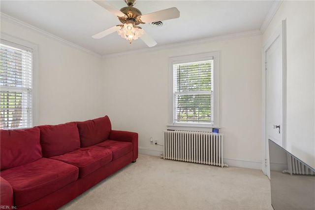 4210 Mayflower RD, Norfolk, VA 23508