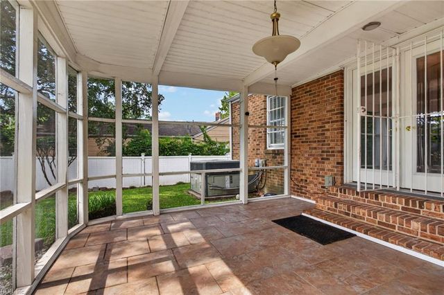 4210 Mayflower RD, Norfolk, VA 23508