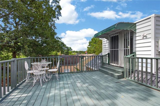 4210 Mayflower RD, Norfolk, VA 23508