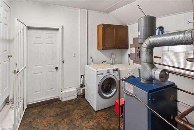 4210 Mayflower RD, Norfolk, VA 23508