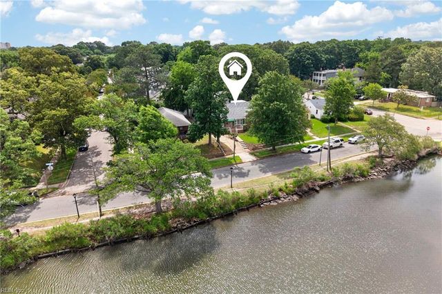 4210 Mayflower RD, Norfolk, VA 23508