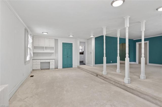 4210 Mayflower RD, Norfolk, VA 23508