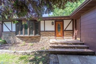 2321 17th Avenue S, Fargo, ND 58103