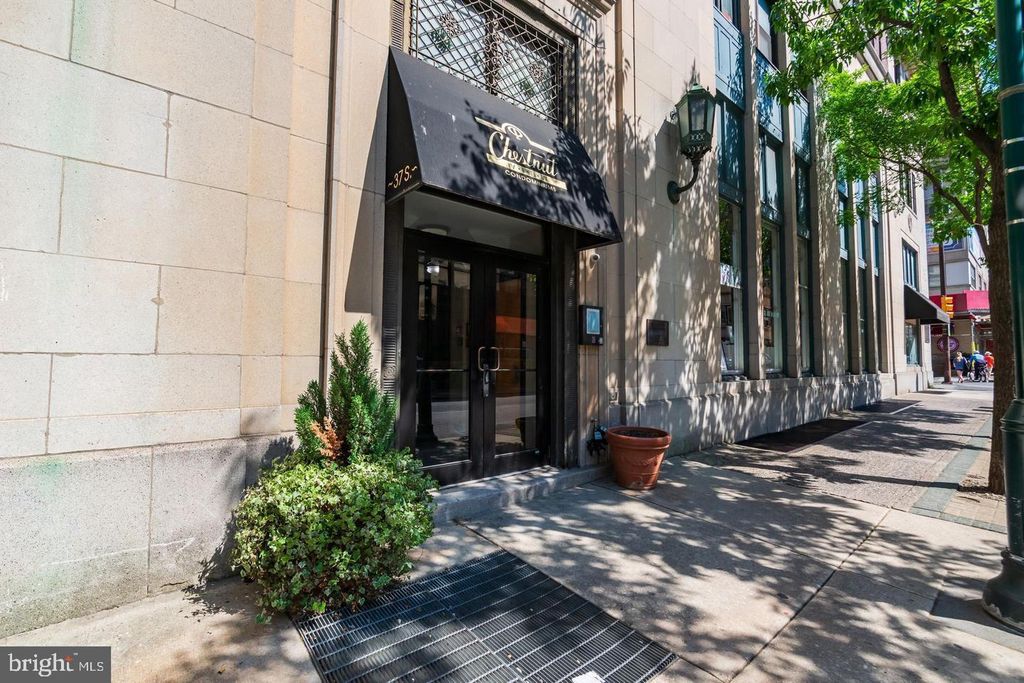 37 S 20TH ST #4B, Philadelphia, PA 19103