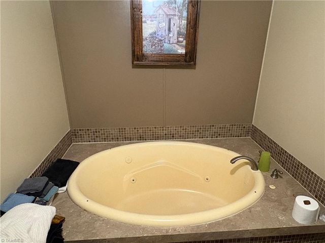 125 Maple Hollow Road, Mount Airy, NC 27030