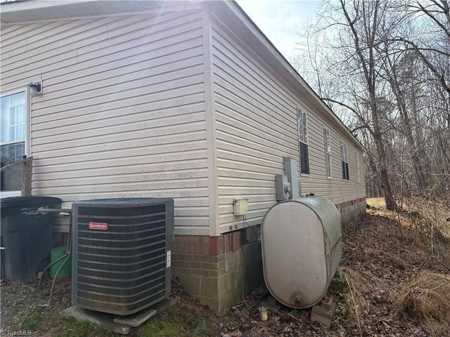 125 Maple Hollow Road, Mount Airy, NC 27030