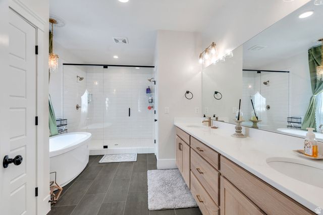 11073 S PROSPERITY RD, South Jordan, UT 84009