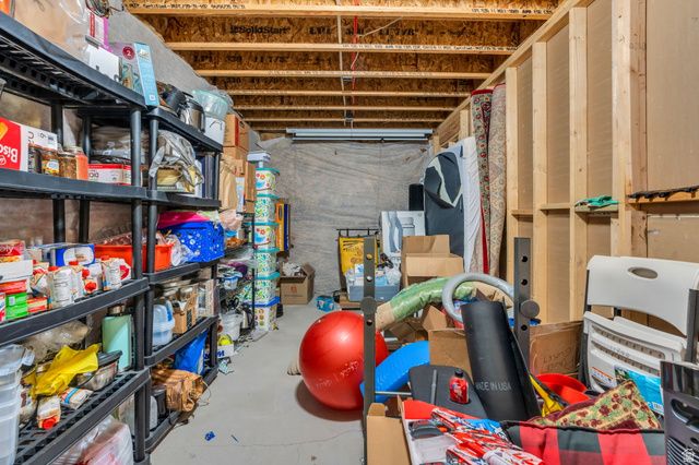 11073 S PROSPERITY RD, South Jordan, UT 84009