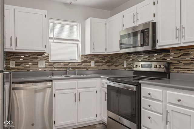 11408 Carly Way, Indianapolis, IN 46235
