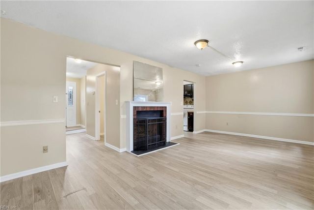 3927 Kiwanis LOOP, Virginia Beach, VA 23456