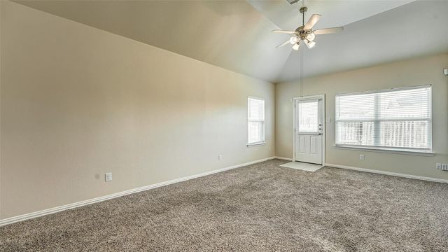 32706 Oak Heights Lane, Brookshire, TX 77423